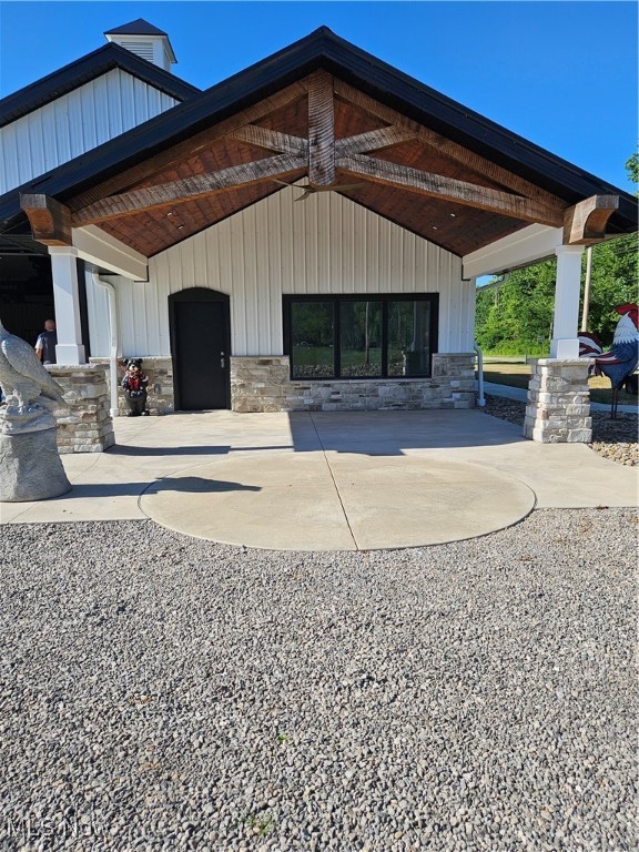 1180 N County Line Road Geneva OH 44041