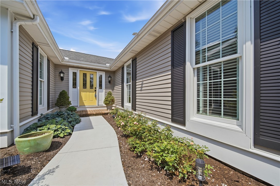 1219 Briarview Avenue NW North Canton OH 44720