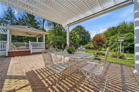 1219 Briarview Avenue NW North Canton OH 44720