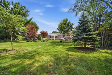 1219 Briarview Avenue NW North Canton OH 44720