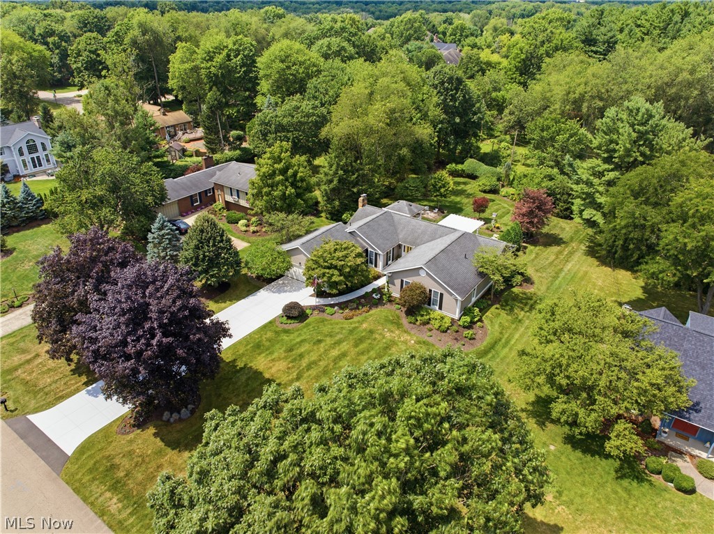 1219 Briarview Avenue NW North Canton OH 44720