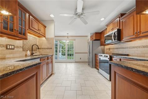 1219 Briarview Avenue NW North Canton OH 44720