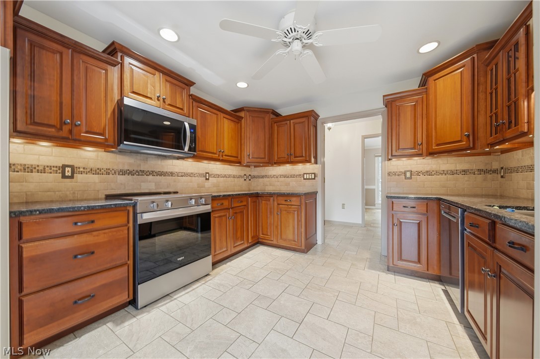 1219 Briarview Avenue NW North Canton OH 44720