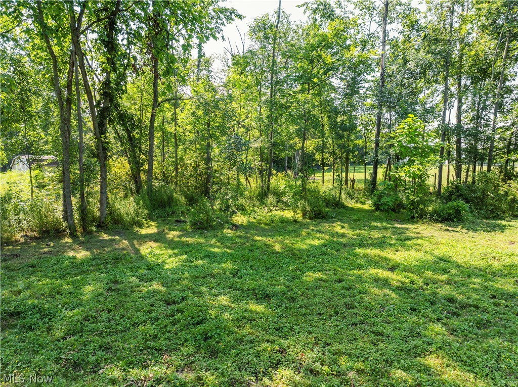 17881 Huntley Road Windsor OH 44099