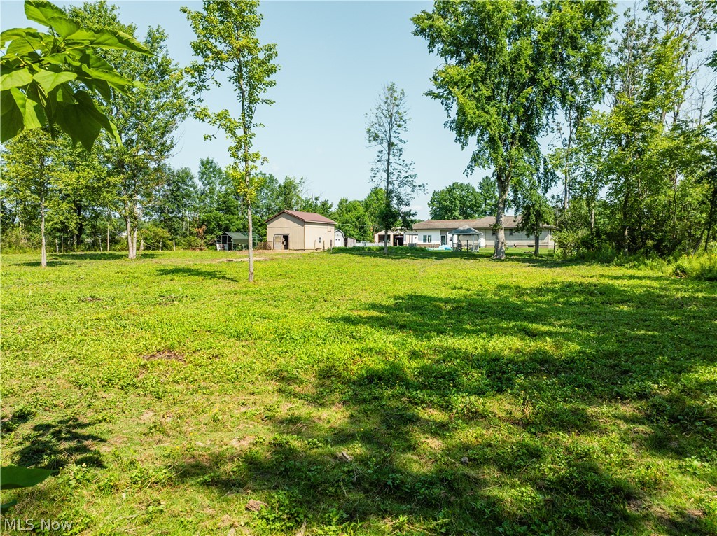 17881 Huntley Road Windsor OH 44099
