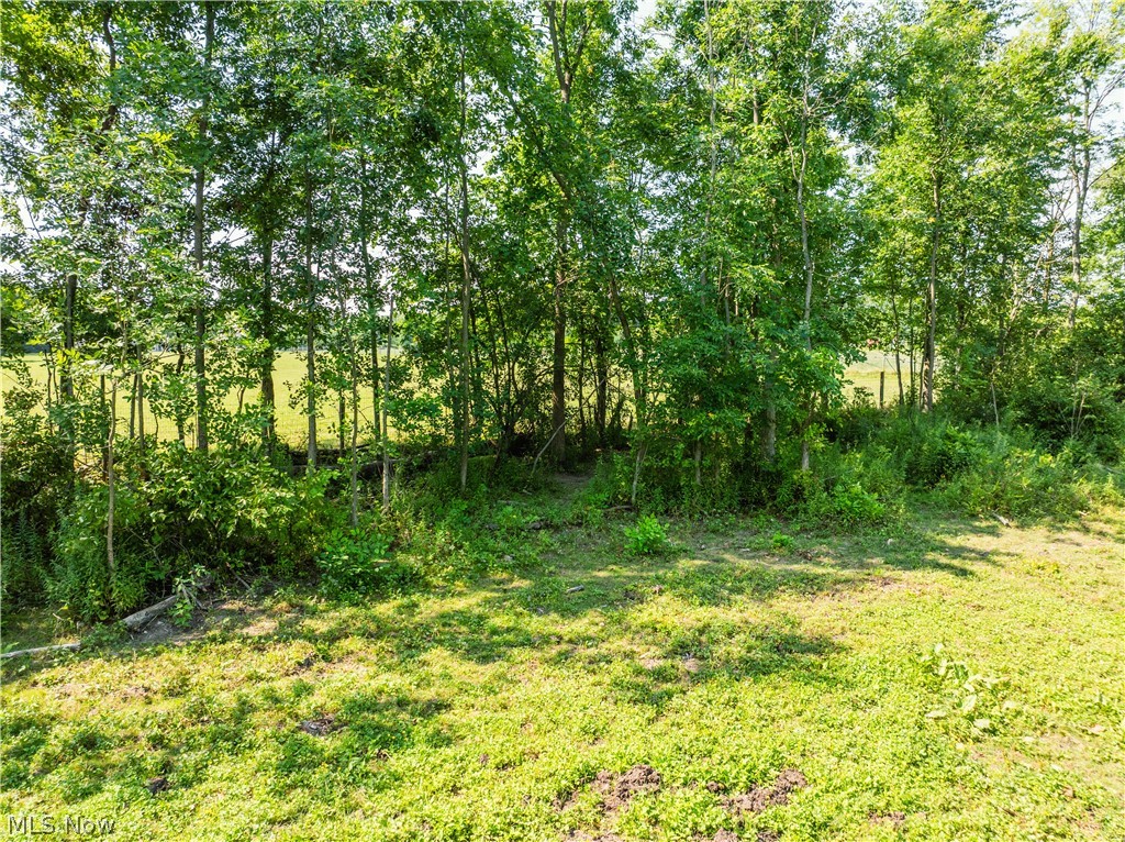 17881 Huntley Road Windsor OH 44099