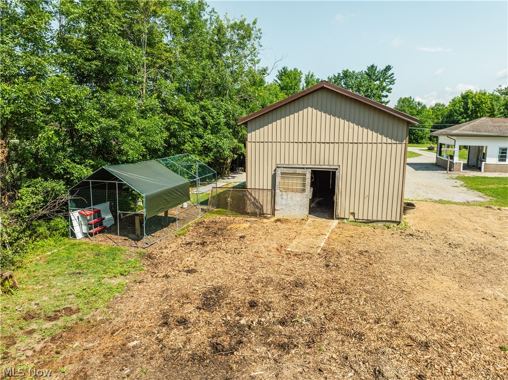 17881 Huntley Road Windsor OH 44099