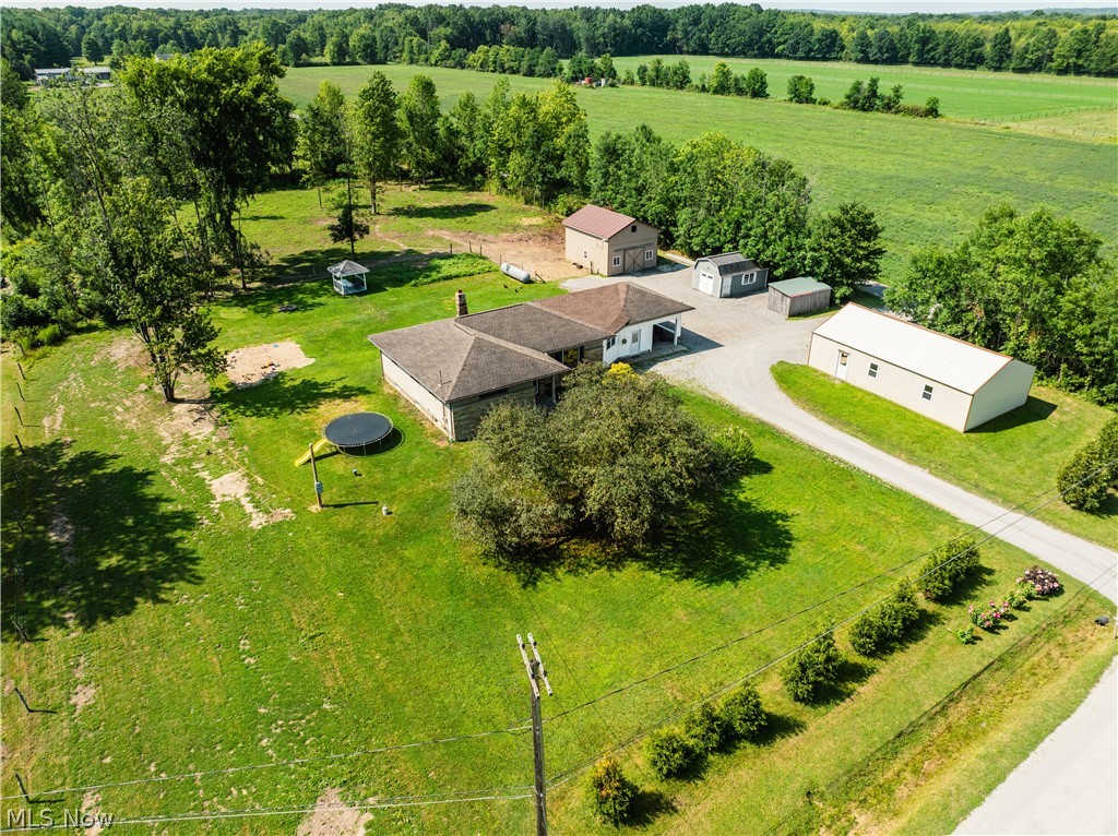 17881 Huntley Road Windsor OH 44099