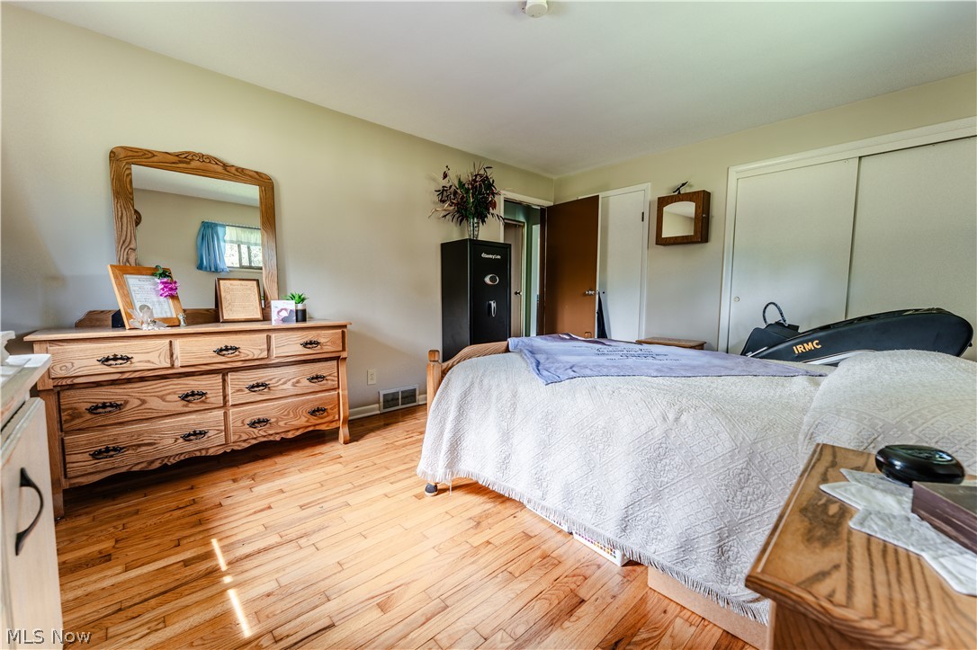 17881 Huntley Road Windsor OH 44099