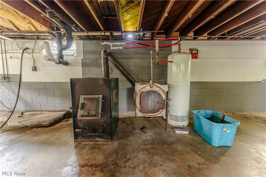 17881 Huntley Road Windsor OH 44099