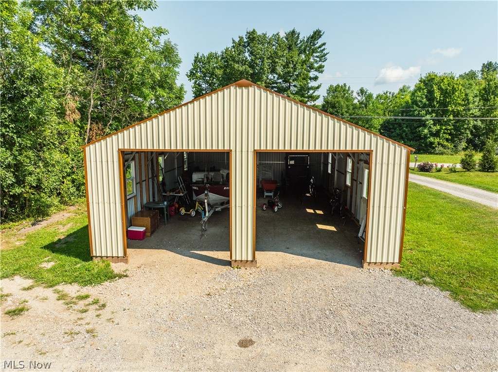 17881 Huntley Road Windsor OH 44099