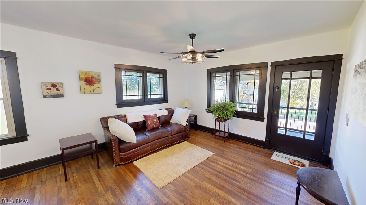 79 Hawthorne Street Struthers OH 44471