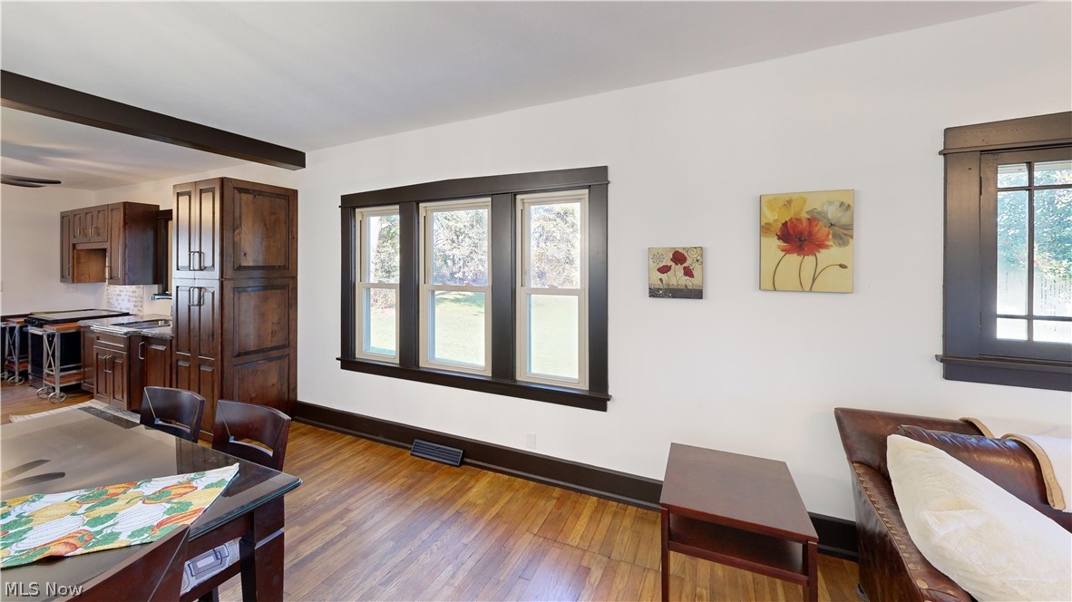 79 Hawthorne Street Struthers OH 44471
