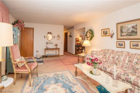 3123 Pine Hills Drive SW Massillon OH 44646