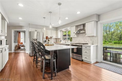 4420 Prestwick Crossing Westlake OH 44145