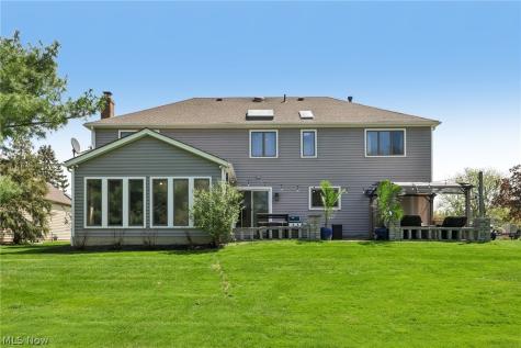 4420 Prestwick Crossing Westlake OH 44145