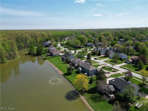 4420 Prestwick Crossing Westlake OH 44145