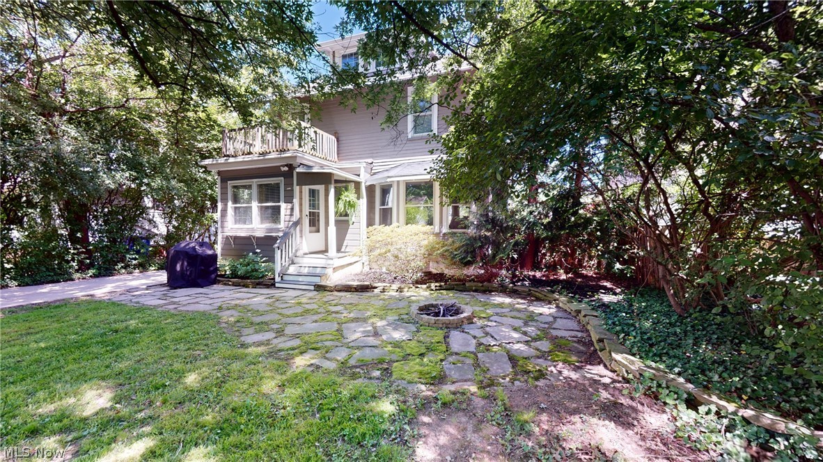 17487 Clifton Boulevard Lakewood OH 44107