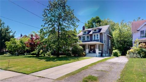 17487 Clifton Boulevard Lakewood OH 44107