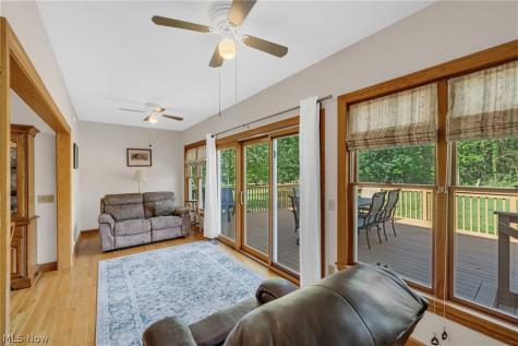 2275 Abbeyville Road Valley City OH 44280