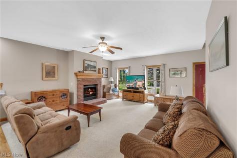 2275 Abbeyville Road Valley City OH 44280