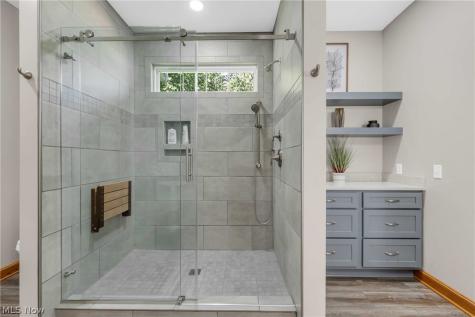 2275 Abbeyville Road Valley City OH 44280
