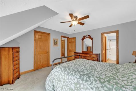 2275 Abbeyville Road Valley City OH 44280
