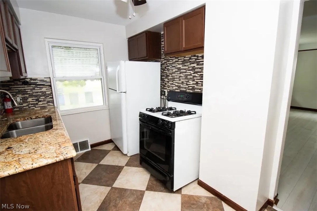 16007 Lotus Drive Cleveland OH 44128