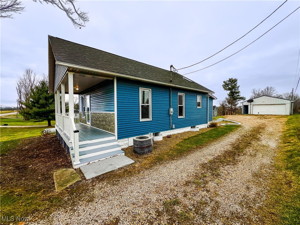 3895 Adamsville Road Zanesville OH 43701