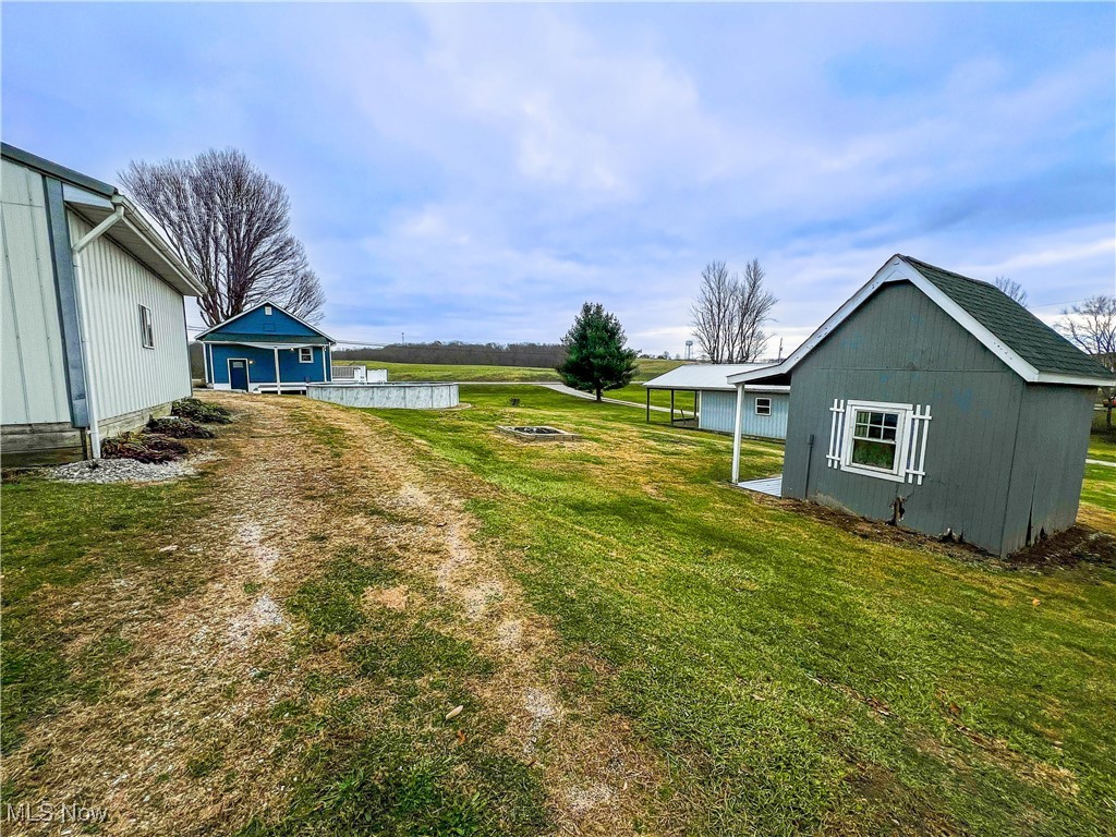 3895 Adamsville Road Zanesville OH 43701