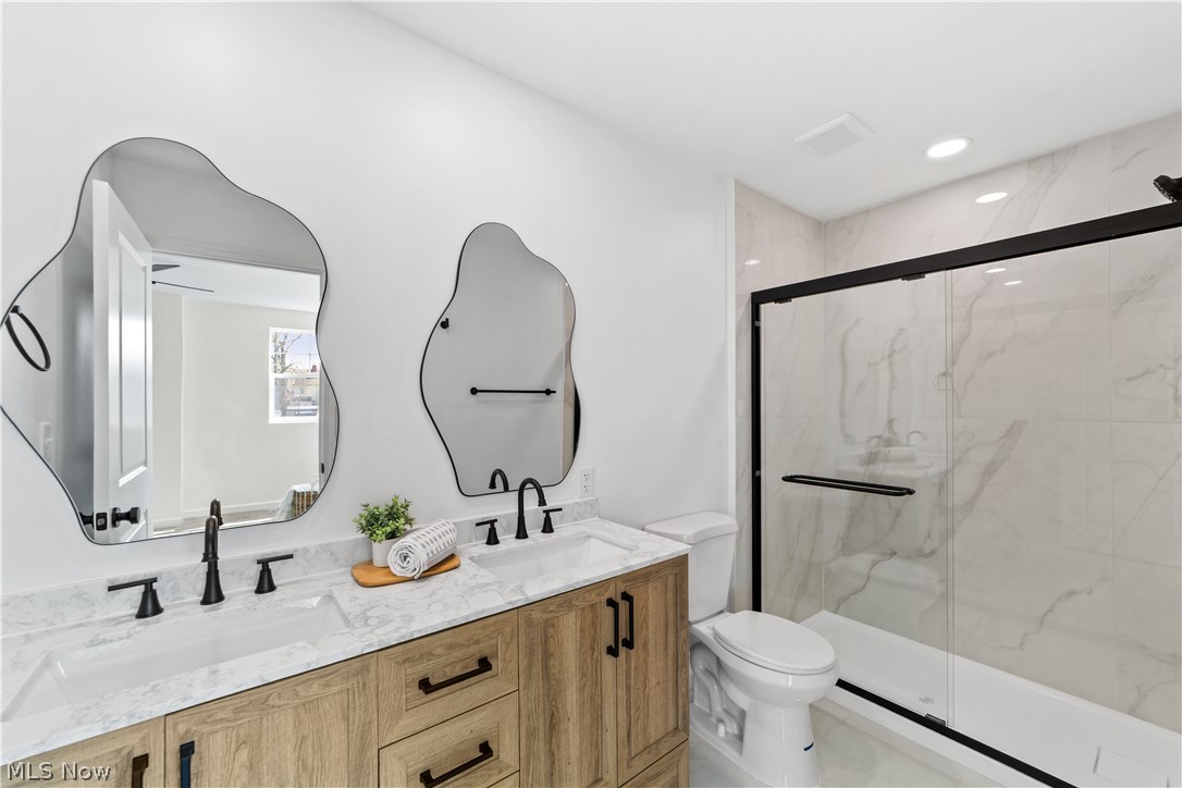 4061 Harwood Road South Euclid OH 44121