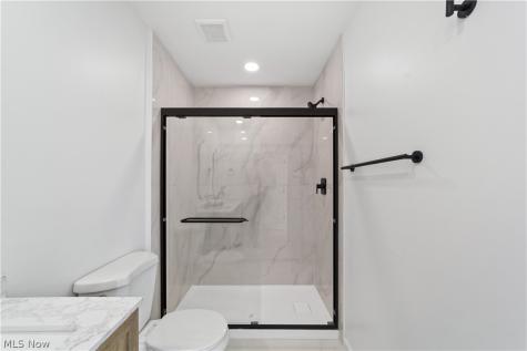 4061 Harwood Road South Euclid OH 44121