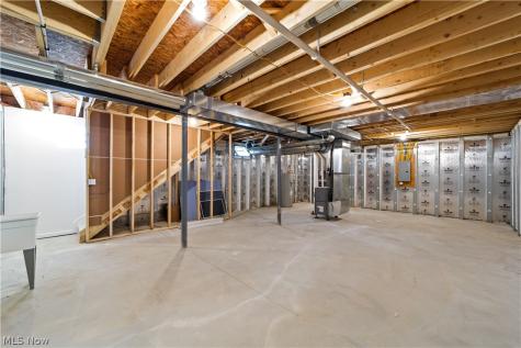 4061 Harwood Road South Euclid OH 44121