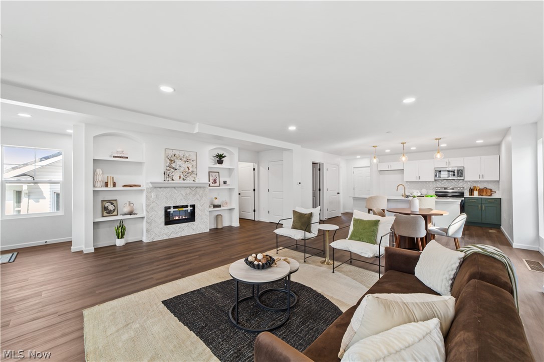 4061 Harwood Road South Euclid OH 44121