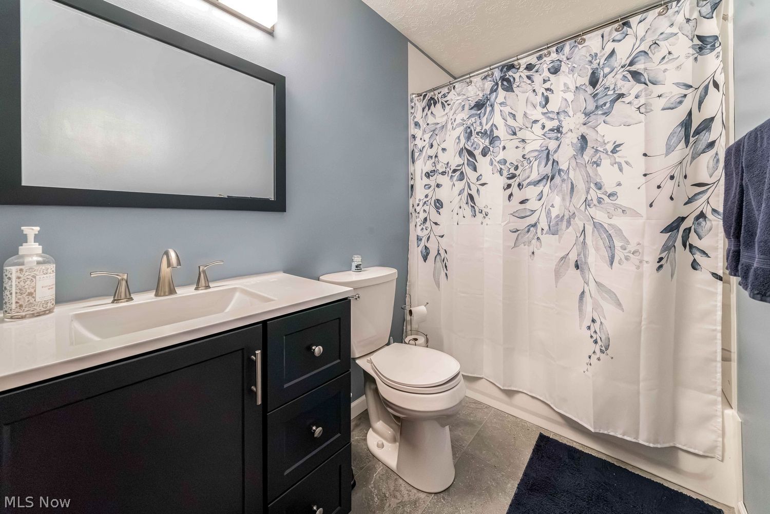 3175 Chestnut Road Seven Hills OH 44131