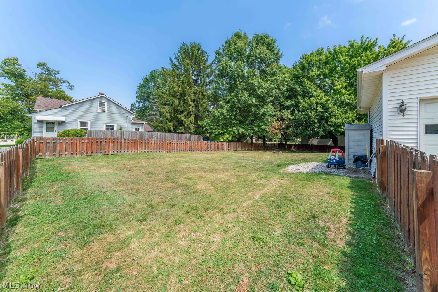 3175 Chestnut Road Seven Hills OH 44131