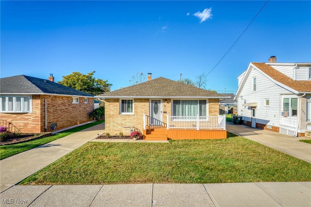 5810 Laverne Avenue Parma OH 44129