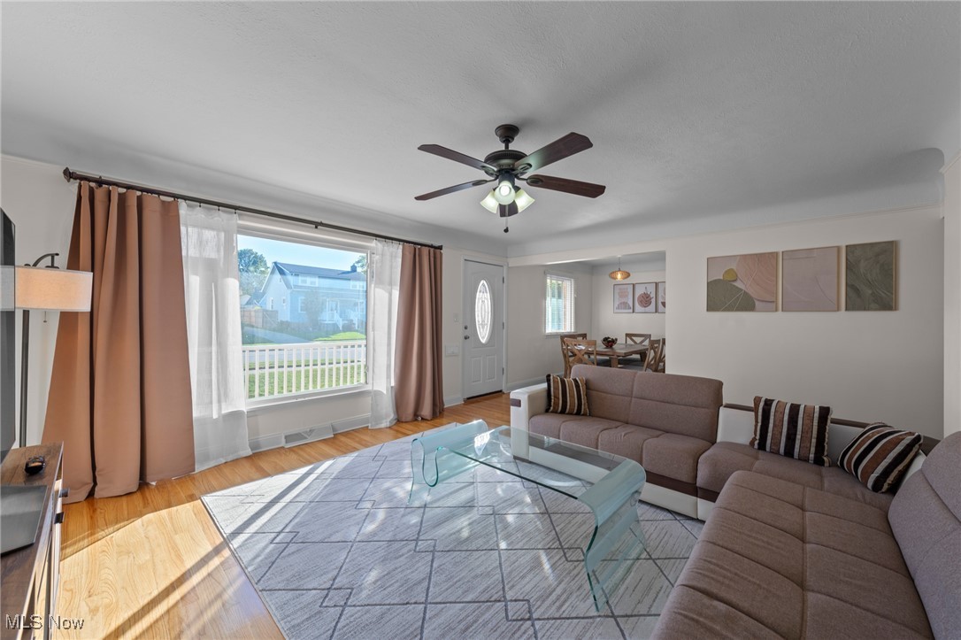 5810 Laverne Avenue Parma OH 44129