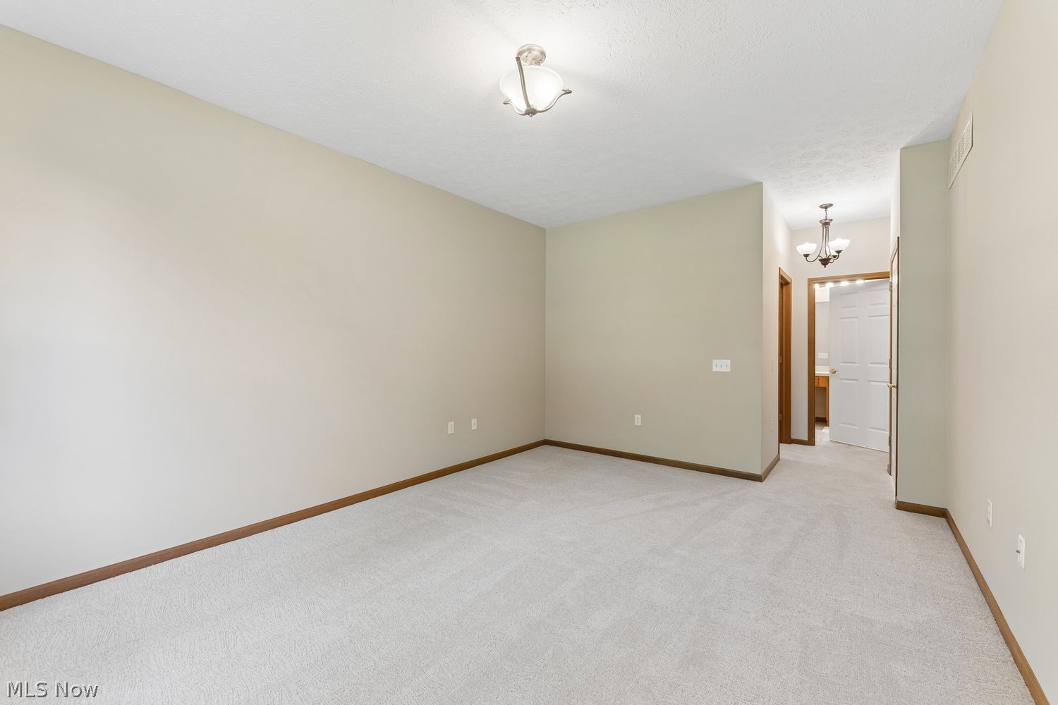2148 Southampton Lane Avon OH 44011
