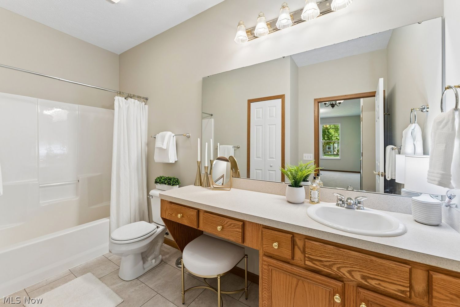 2148 Southampton Lane Avon OH 44011