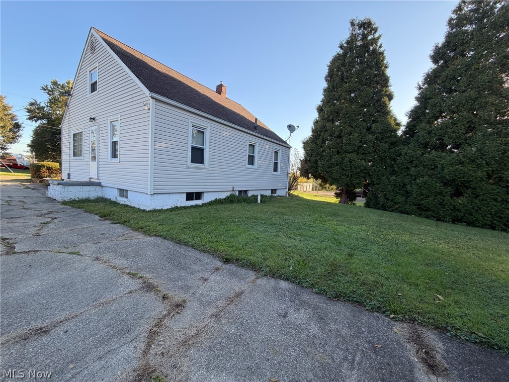 1516 Milford Street NE Canton OH 44714