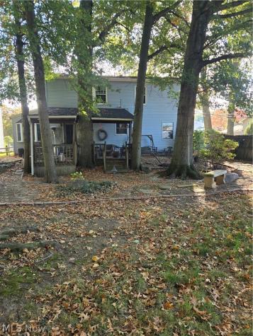 1083 Hillrock Drive South Euclid OH 44121