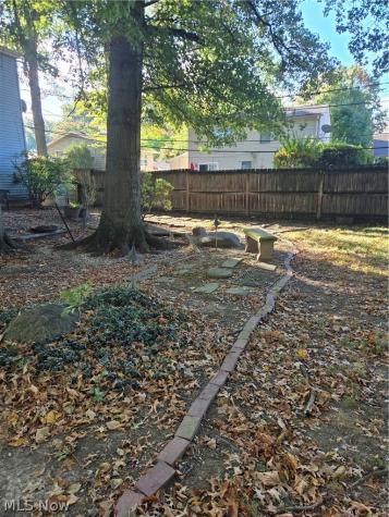 1083 Hillrock Drive South Euclid OH 44121