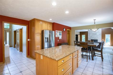 3815 W Sweet Briar Drive Medina OH 44256