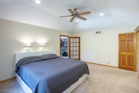 3815 W Sweet Briar Drive Medina OH 44256