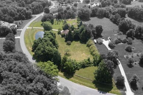 3815 W Sweet Briar Drive Medina OH 44256