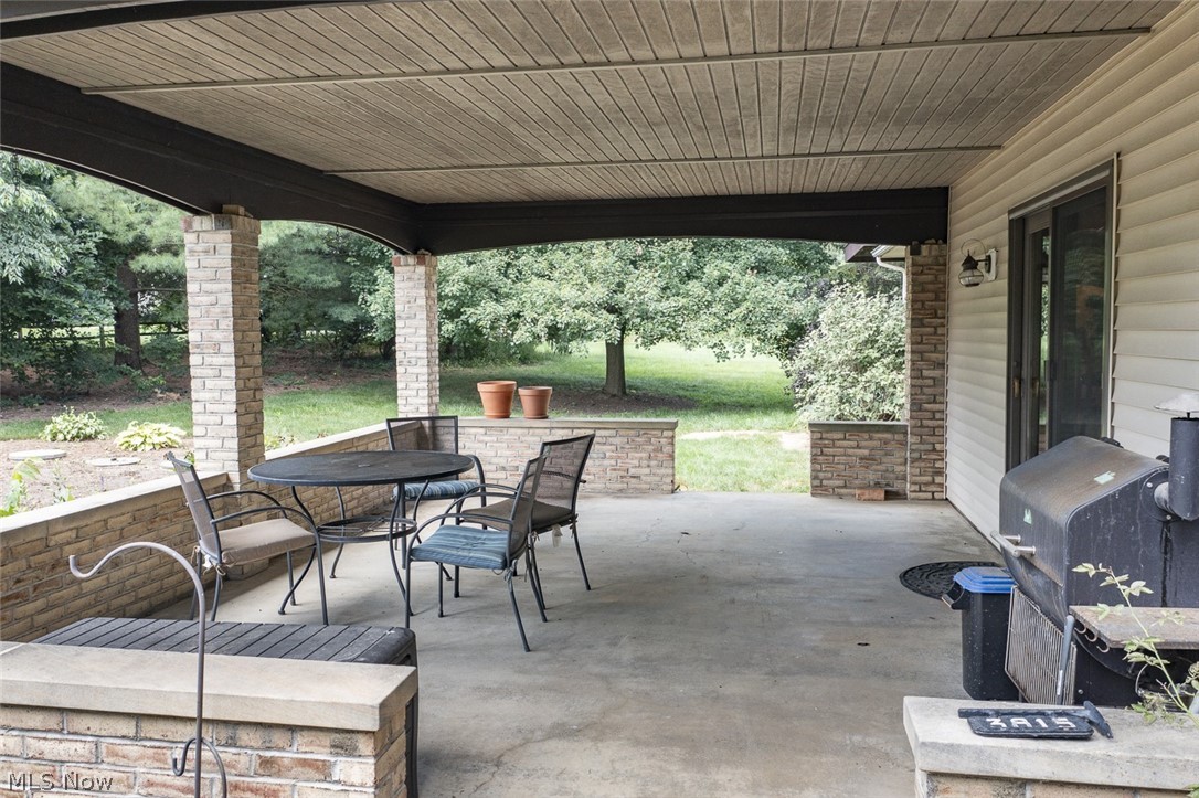 3815 W Sweet Briar Drive Medina OH 44256