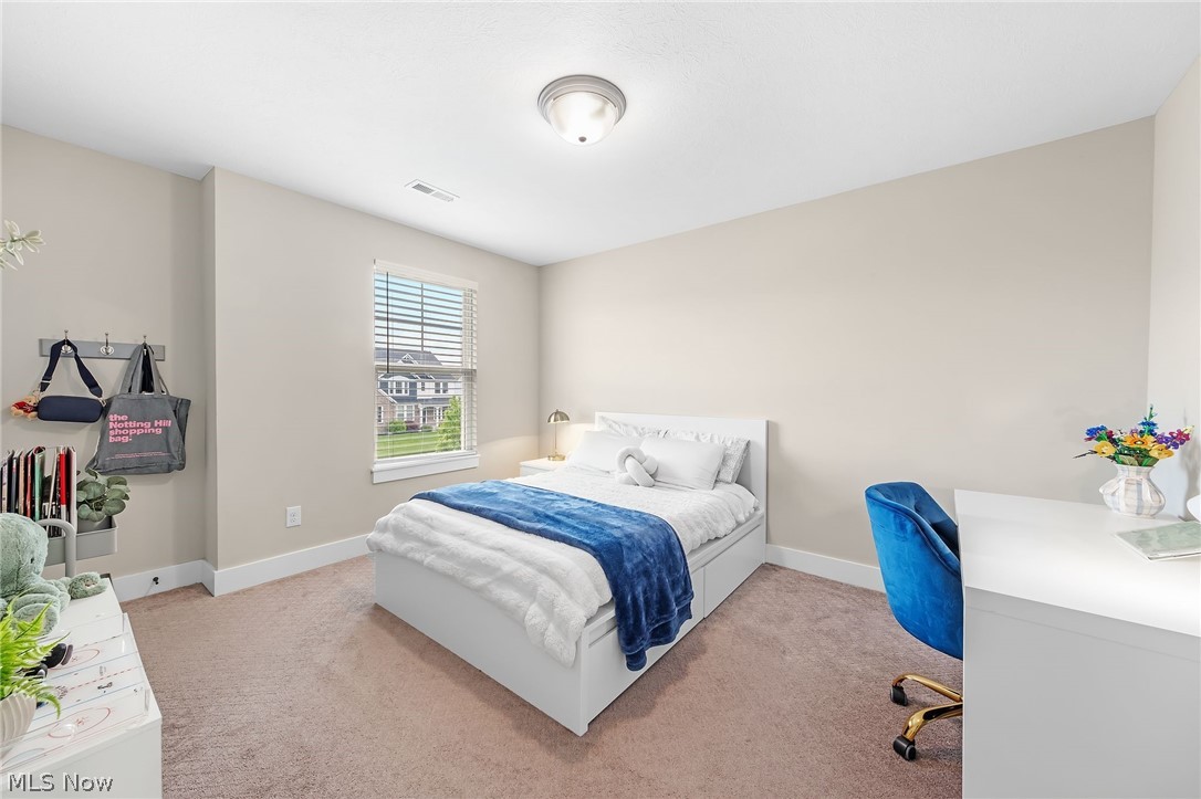 39154 Mcintosh Place Avon OH 44011