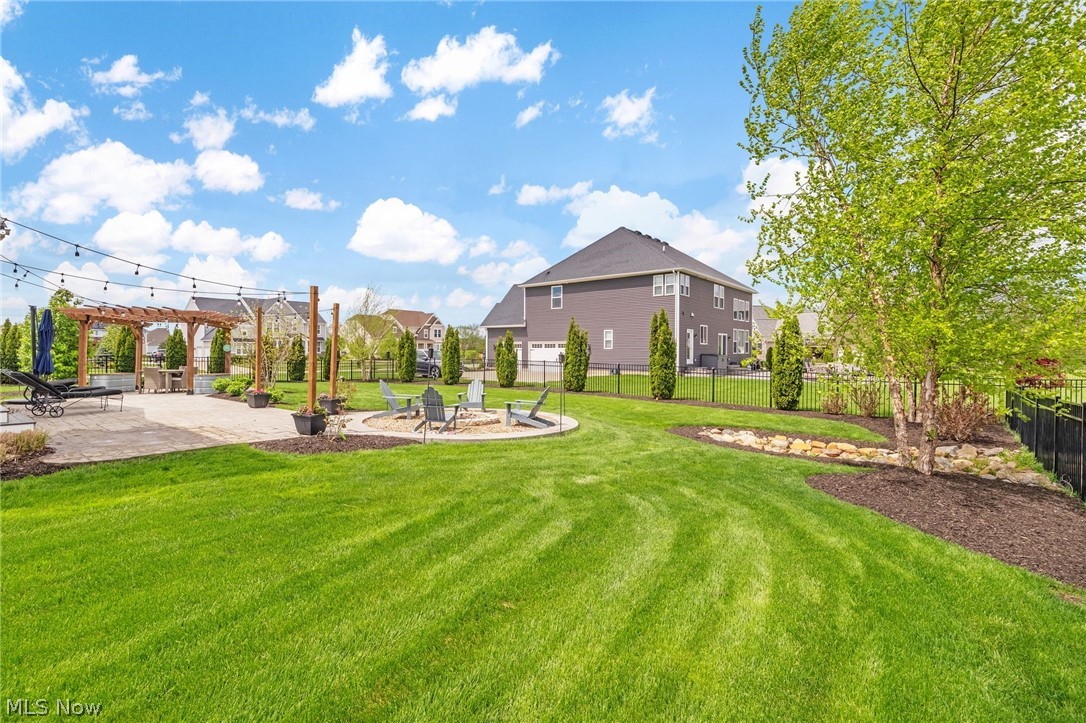 39154 Mcintosh Place Avon OH 44011