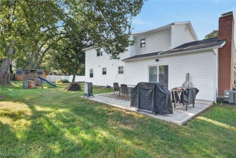 381 Fawnwood Drive Tallmadge OH 44278